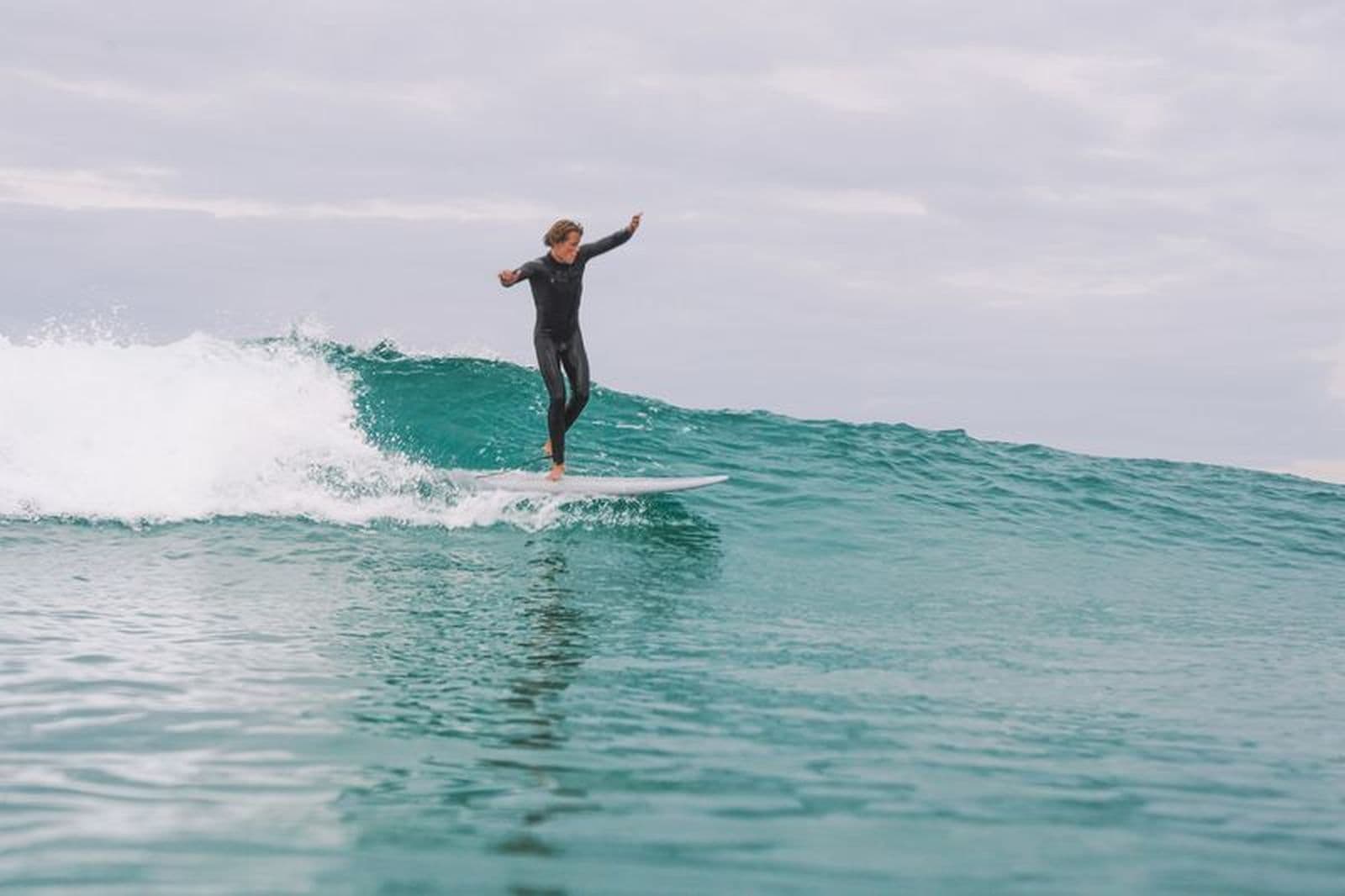 5 tips voor het surfen van ongebroken golven