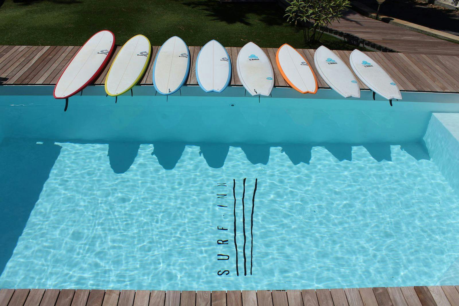 leren surfen: surfboard waxen